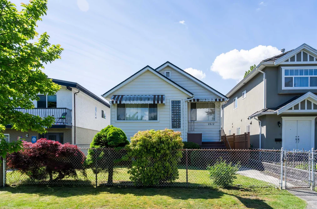 2812 E 18TH AVENUE, Vancouver BC V5M 2R2, Vancouver BC — Residential for Sale - Photo 2