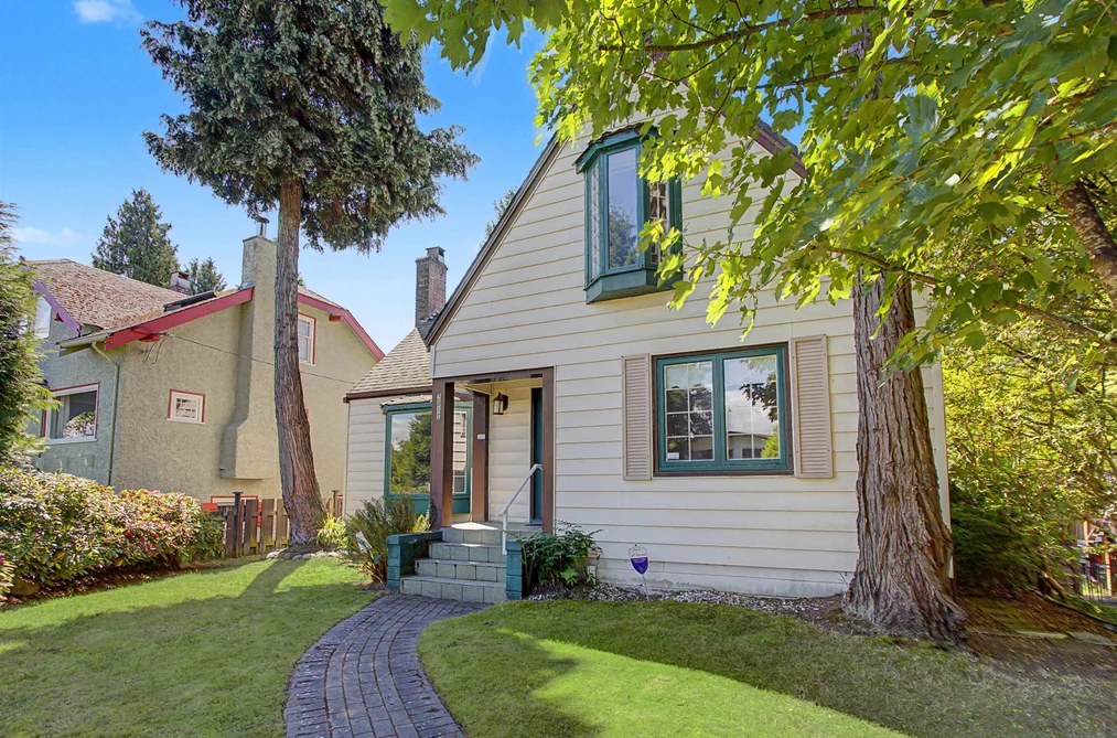 2812 W 33RD AVENUE, Vancouver BC V6N 2G2, Vancouver BC — Residential for Sale - Photo 2