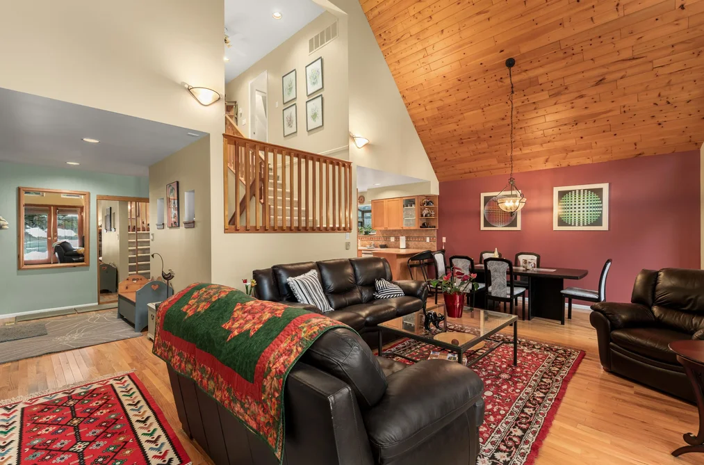 2813 CLIFFTOP LANE, Whistler BC V8E 0A8, Whistler BC — Residential for Sale - Photo 3