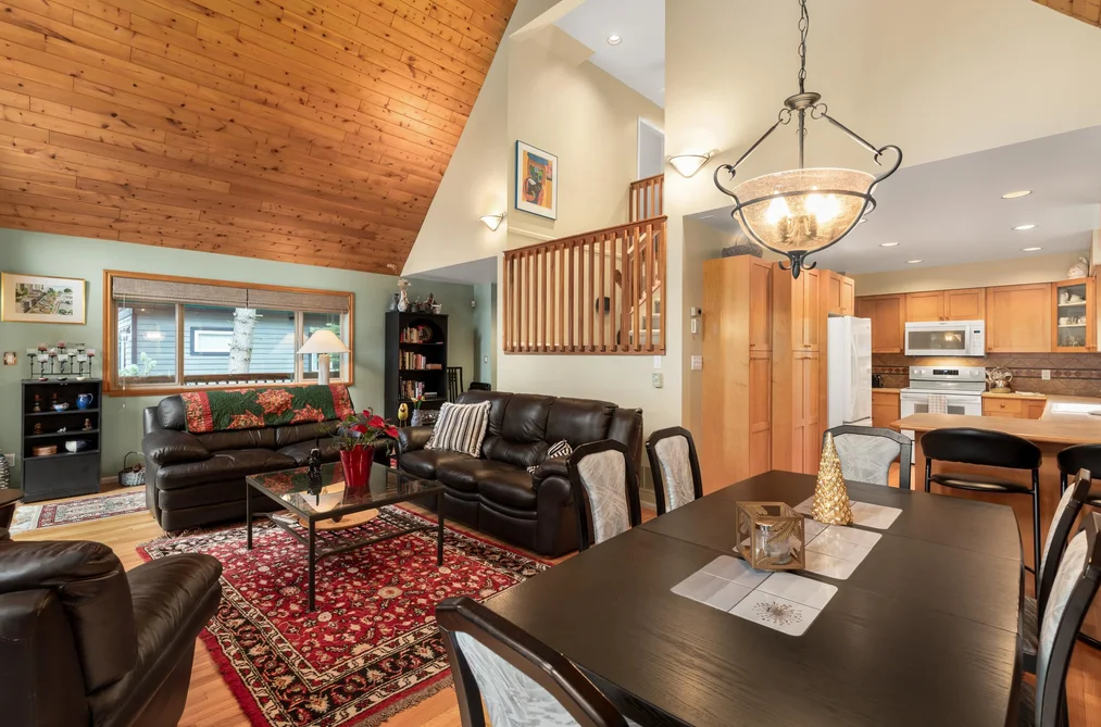 2813 CLIFFTOP LANE, Whistler BC V8E 0A8, Whistler BC — Residential for Sale - Photo 6