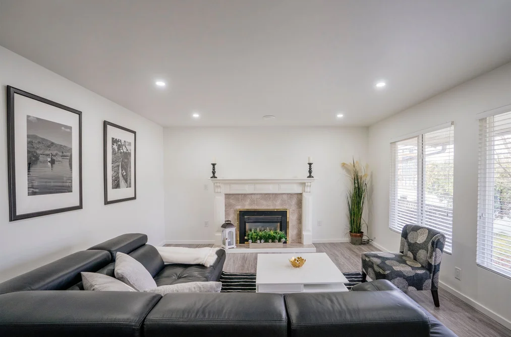 2813 ST JOHNS STREET, Port Moody BC V3H 2B9, Port Moody BC — Residential for Sale - Photo 2