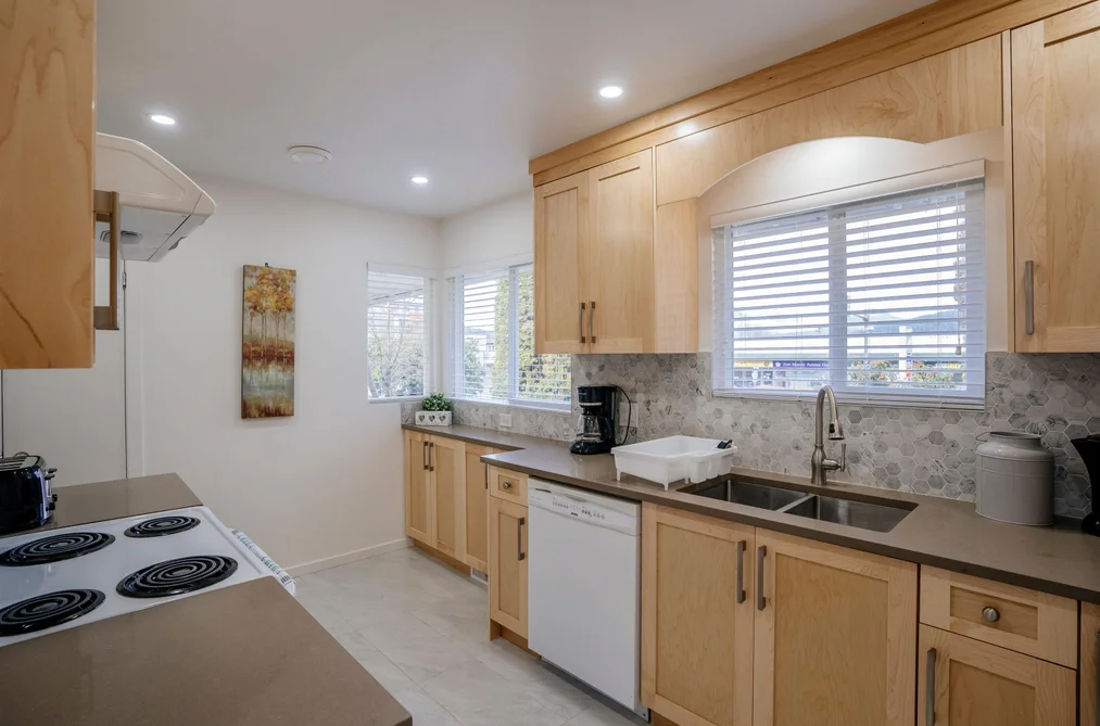 2813 ST JOHNS STREET, Port Moody BC V3H 2B9, Port Moody BC — Residential for Sale - Photo 6