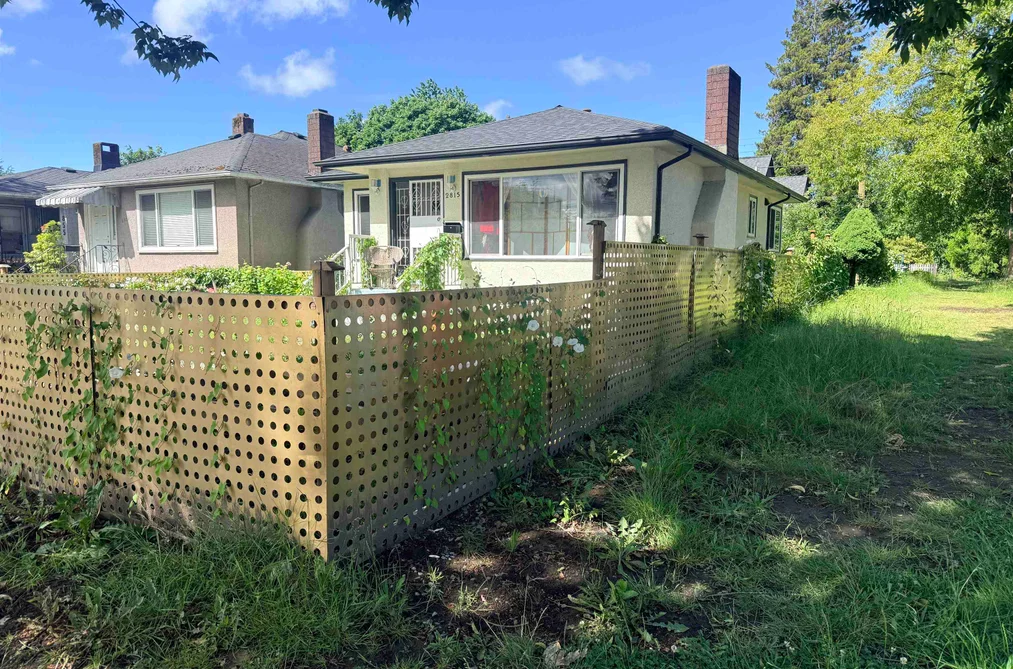 2815 NANAIMO STREET, Vancouver BC V5N 5G2, Vancouver BC — Residential for Sale — Photo 2 of 3