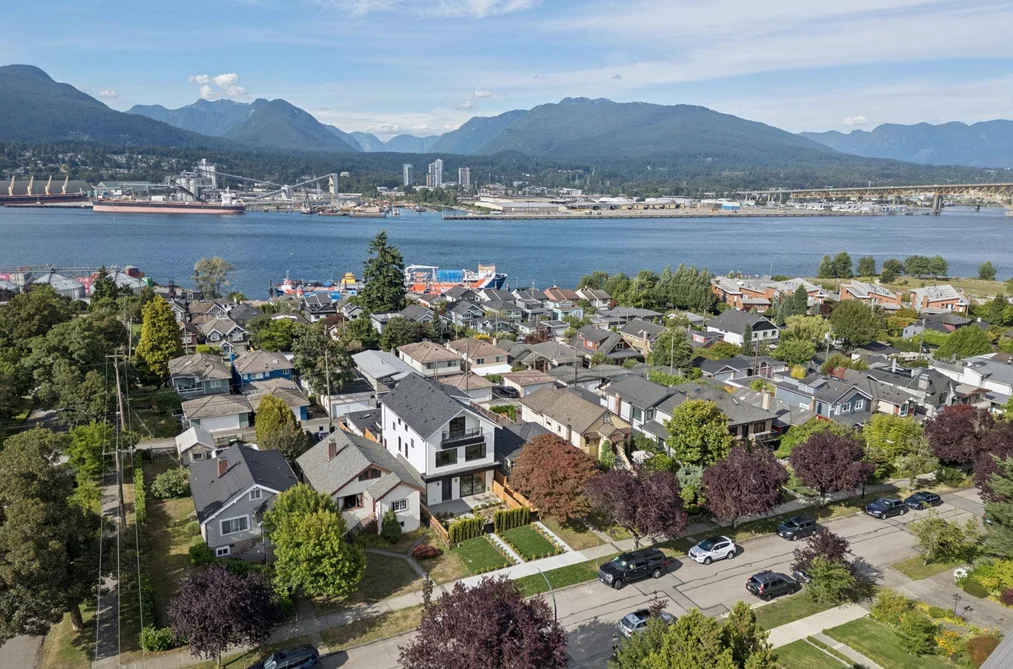 2815 Trinity St Unit 1, Vancouver, BC - MLS: R3177632