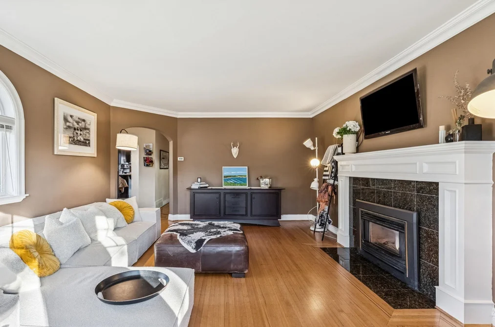 2819 W 13TH AVENUE, Vancouver BC V6K 2T6, Vancouver BC — Residential for Sale - Photo 3