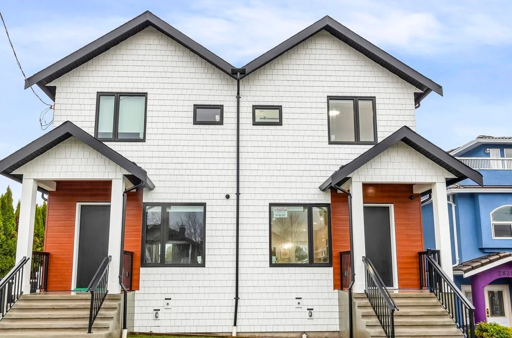 Half Duplex for sale at 2827 Dundas Street Vancouver British Columbia - MLS: R3100793
