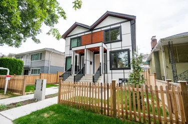 2828 Cheyenne Ave, Vancouver, BC - MLS: R3175826