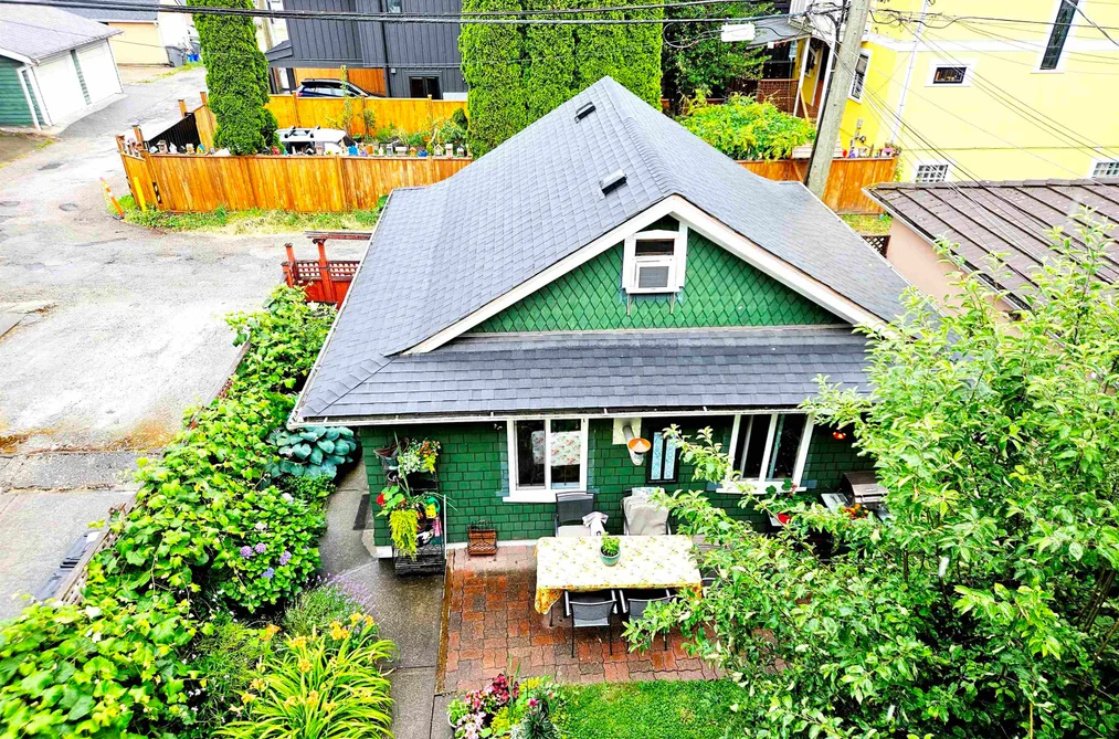 2834 VICTORIA DRIVE, Vancouver, BC — Residential for Sale — Photo 4 of 5