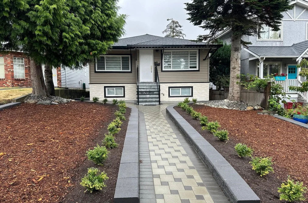 House for sale at 2843 E 5th Avenue Avenue Vancouver British Columbia - MLS: R3130387