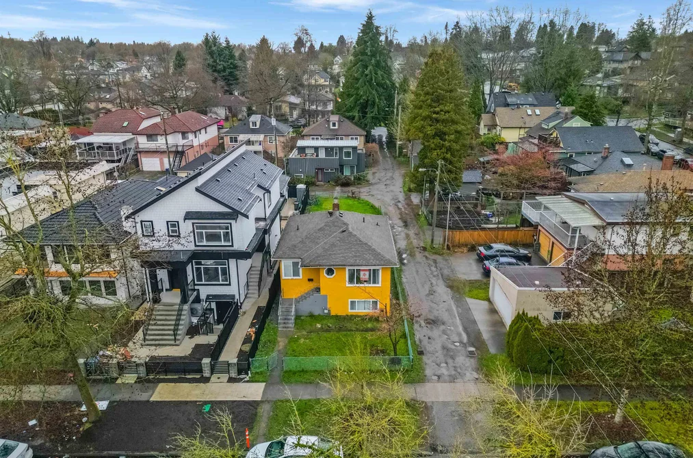 285 E 48TH AVENUE, Vancouver BC V5W 2C9, Vancouver BC — Residential for Sale - Photo 2