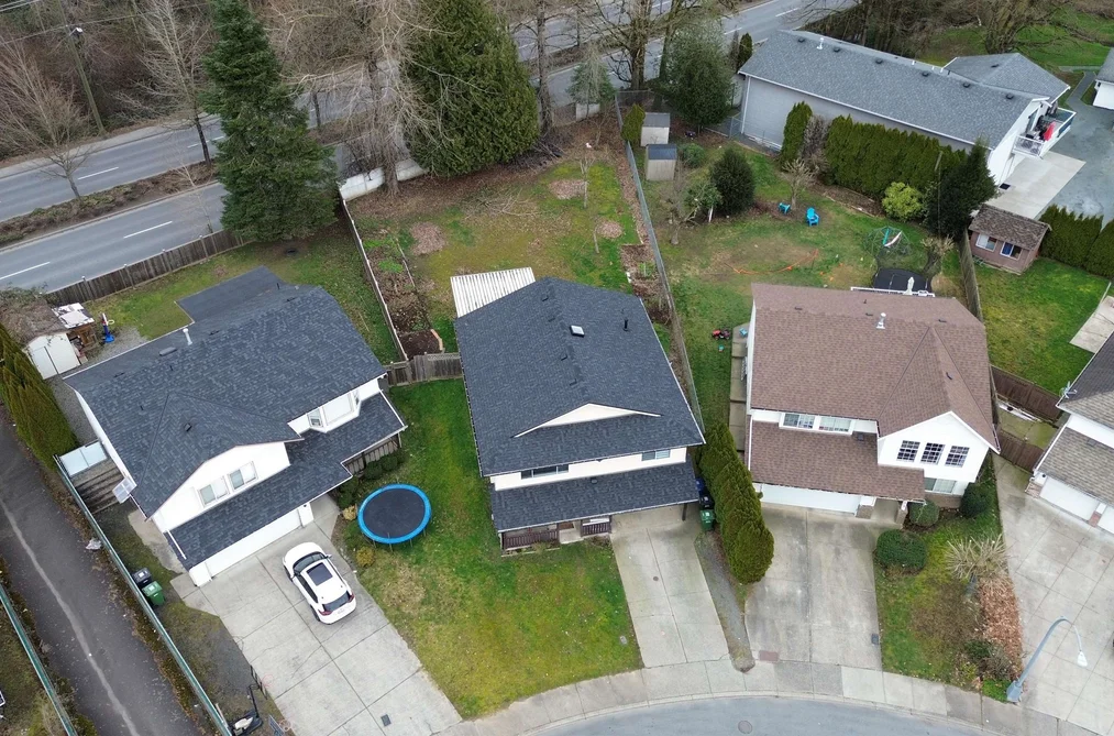 2854 GARDNER COURT, Abbotsford BC V2T 5H9, Abbotsford BC — Residential for Sale - Photo 2