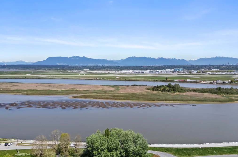 2860 RIVER ROAD, Richmond BC V7C 1A1, Richmond BC — Residential for Sale - Photo 2