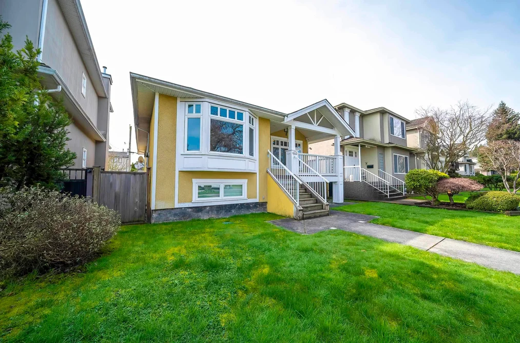 House for sale at 2862 W 22nd Avenue Vancouver British Columbia - MLS: R3107391