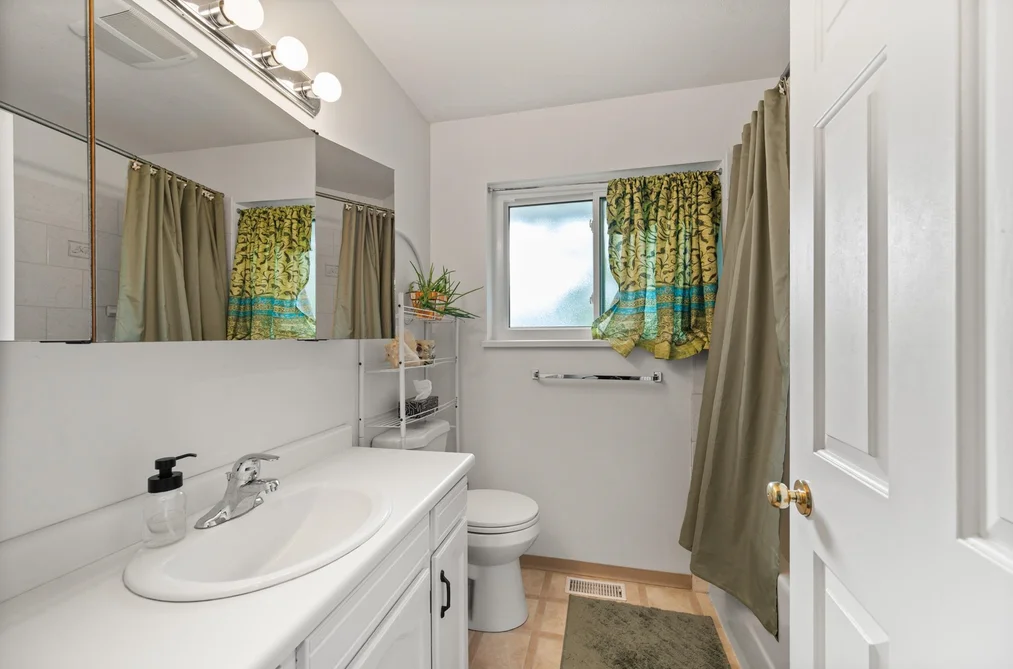2866 Mountview Street, Abbotsford, BC - House for Sale - Photo 22 of 40 2866 Mountview Street, Abbotsford, BC - House for Sale - Photo 22 of 40
