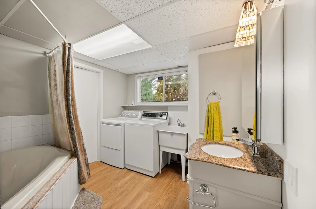 2866 Mountview Street, Abbotsford, BC - House for Sale - Photo 27 of 40 2866 Mountview Street, Abbotsford, BC - House for Sale - Photo 27 of 40