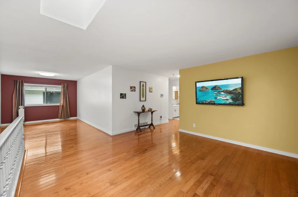 2866 Mountview Street, Abbotsford, BC - House for Sale - Photo 6 of 40 2866 Mountview Street, Abbotsford, BC - House for Sale - Photo 6 of 40