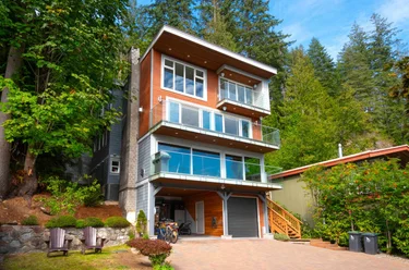 2867 Panorama Dr, North Vancouver, BC - MLS: R3177513