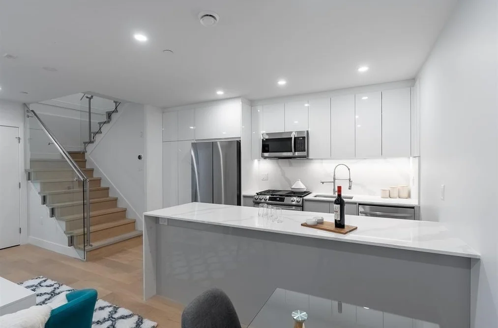 2881 E Georgia Street, Vancouver, BC - Half Duplex for Sale - Photo 3 of 34 2881 E Georgia Street, Vancouver, BC - Half Duplex for Sale - Photo 3 of 34