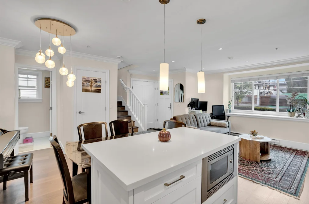 2885 E 41st Avenue, Vancouver, BC - Townhouse for Sale - Photo 14 of 30 2885 E 41st Avenue, Vancouver, BC - Townhouse for Sale - Photo 14 of 30