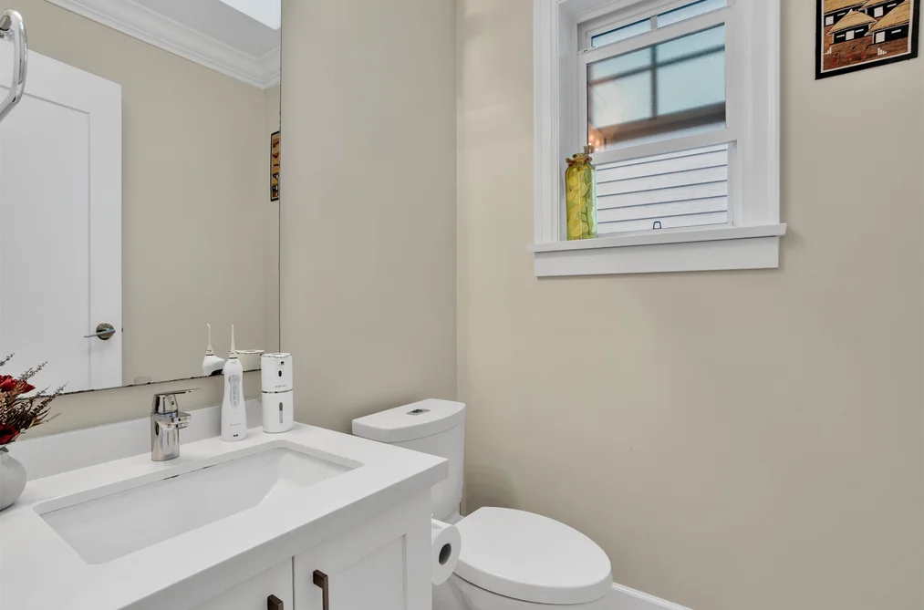 2885 E 41st Avenue, Vancouver, BC - Townhouse for Sale - Photo 15 of 30 2885 E 41st Avenue, Vancouver, BC - Townhouse for Sale - Photo 15 of 30