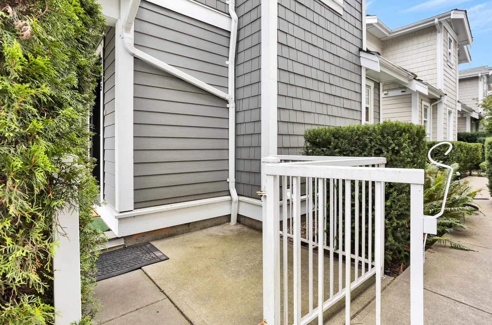 2885 E 41st Avenue, Vancouver, BC - Townhouse for Sale - Photo 29 of 30 2885 E 41st Avenue, Vancouver, BC - Townhouse for Sale - Photo 29 of 30
