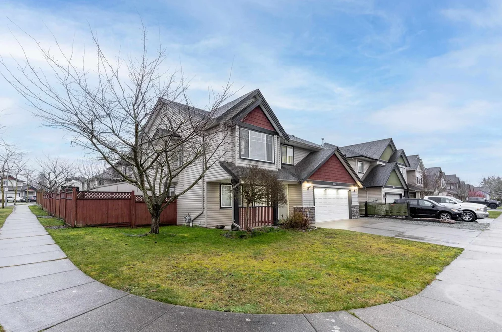 2886 BOXCAR STREET, Abbotsford BC V4X 2S5, Abbotsford BC — Residential for Sale - Photo 2