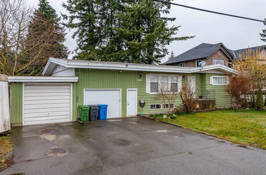 2889 ROYAL STREET, Abbotsford BC V2T 2H6, Abbotsford BC — Residential for Sale - Photo 2