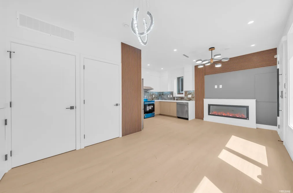 2891 ETON STREET, Vancouver BC V5K 1K4, Vancouver BC — Residential for Sale - Photo 2