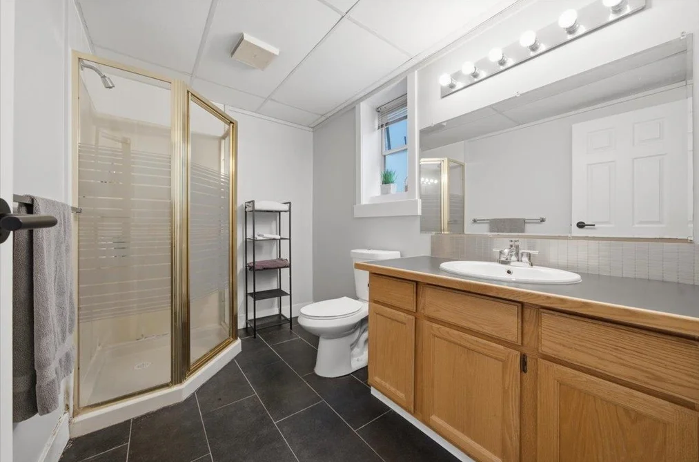 2893 DELAHAYE DRIVE, Coquitlam BC V3B 7A4, Coquitlam BC — Residential for Sale — Photo 34 of 40