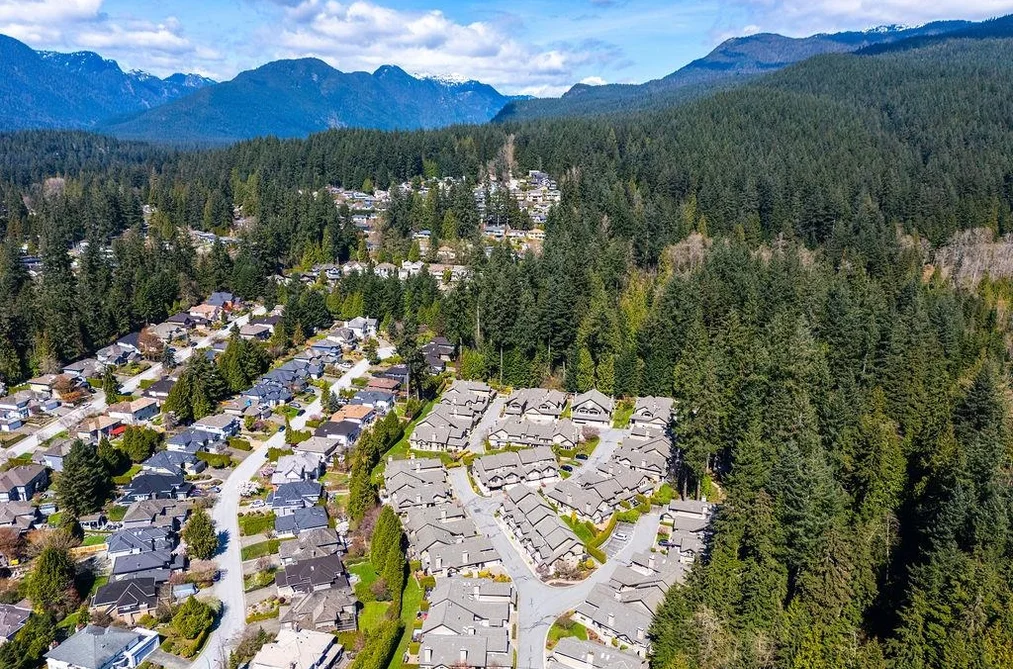 Townhouse for sale at 29 1550 Larkhall Crescent North Vancouver British Columbia - MLS: R3109383
