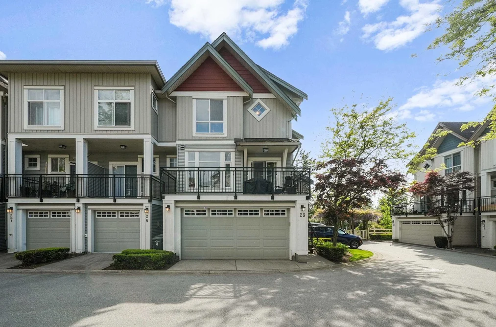 29 20120 68 AVENUE, Langley BC V2Y 3E9, Langley BC — Residential for Sale - Photo 2