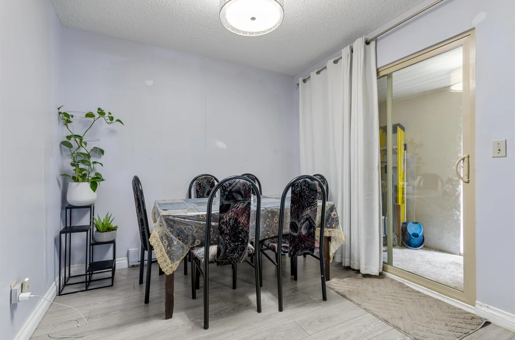 29 3075 TRETHEWEY STREET, Abbotsford BC V2T 3R4, Abbotsford BC — Residential for Sale - Photo 6