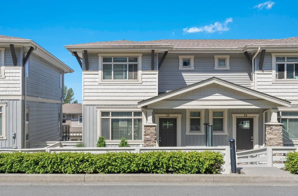 Townhouse for sale at 29 34230 Elmwood Drive Abbotsford British Columbia - MLS: R3119032