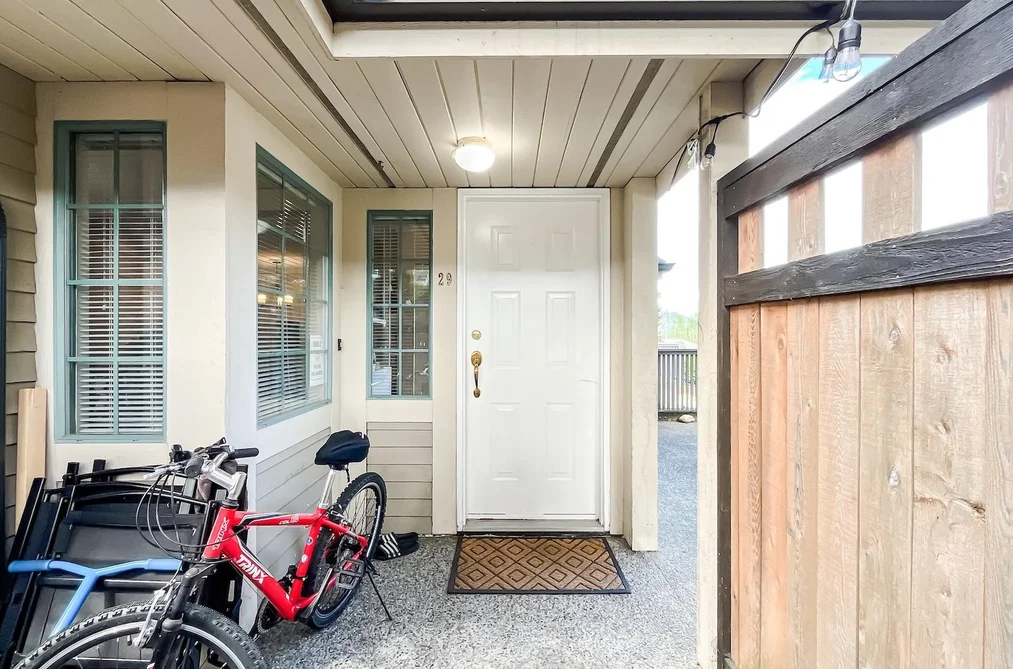 29 355 DUTHIE AVENUE, Burnaby BC V5A 2P3, Burnaby BC — Residential for Sale - Photo 2