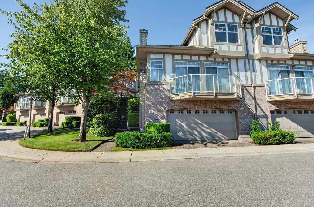 Townhouse for sale at 29 5221 Oakmount Crescent Burnaby British Columbia - MLS: R3130554