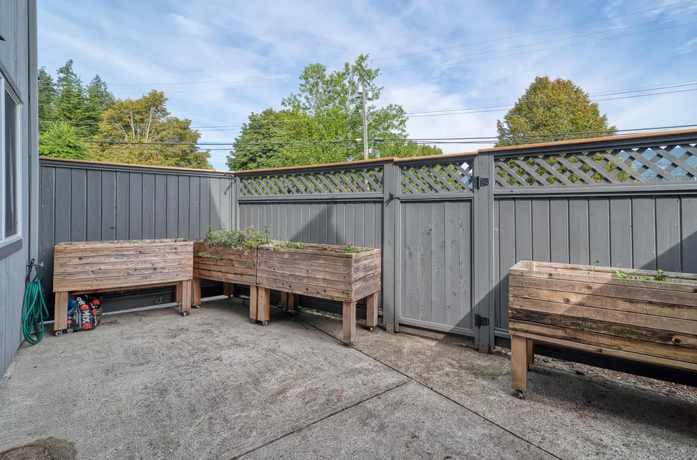 29-5761 Wharf Avenue, Sechelt, BC - Townhouse for Sale - Photo 21 of 40 29-5761 Wharf Avenue, Sechelt, BC - Townhouse for Sale - Photo 21 of 40