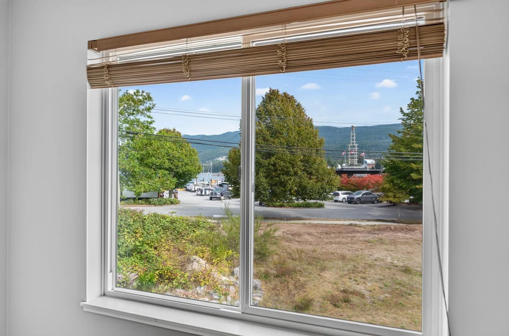29-5761 Wharf Avenue, Sechelt, BC - Townhouse for Sale - Photo 6 of 40 29-5761 Wharf Avenue, Sechelt, BC - Townhouse for Sale - Photo 6 of 40