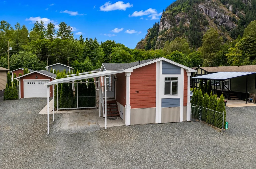 Manufactured Home for sale at 29 59060 Lougheed Highway Agassiz British Columbia - MLS: R3151559