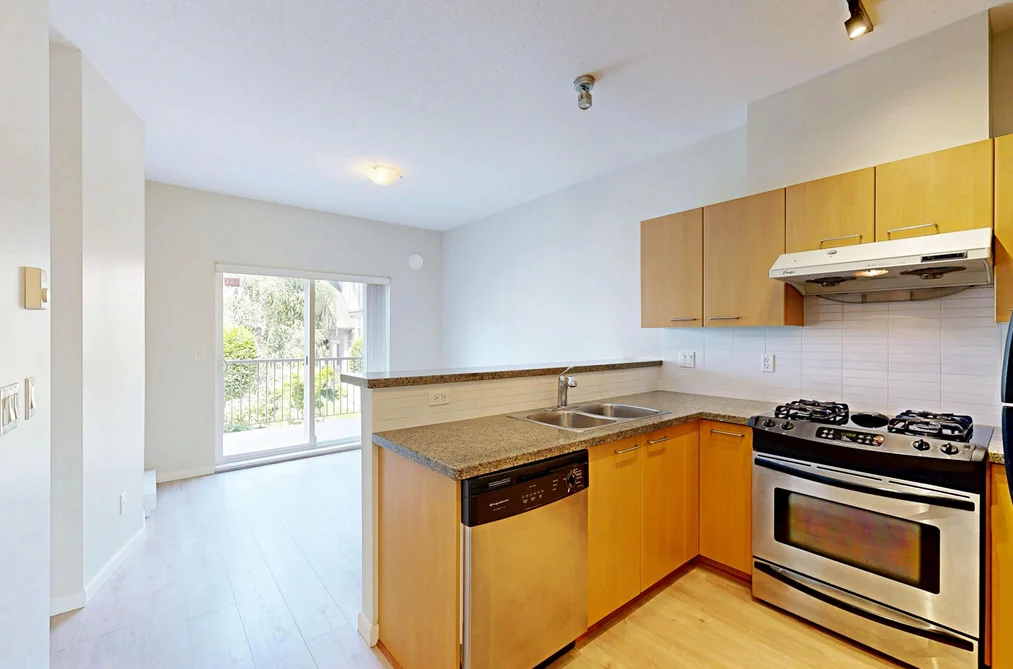 29 7331 HEATHER STREET, Richmond BC V6Y 4M3, Richmond BC — Residential for Sale — Photo 3 of 38