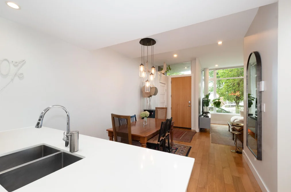 290 E 11th Avenue, Vancouver, BC - Townhouse for Sale - Photo 2 of 28 290 E 11th Avenue, Vancouver, BC - Townhouse for Sale - Photo 2 of 28