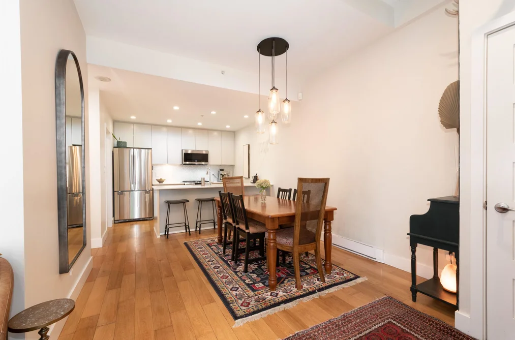 290 E 11th Avenue, Vancouver, BC - Townhouse for Sale - Photo 6 of 28 290 E 11th Avenue, Vancouver, BC - Townhouse for Sale - Photo 6 of 28