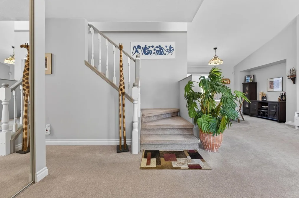 290 SANTIAGO STREET, Coquitlam BC V3K 6R3, Coquitlam BC — Residential for Sale — Photo 6 of 28