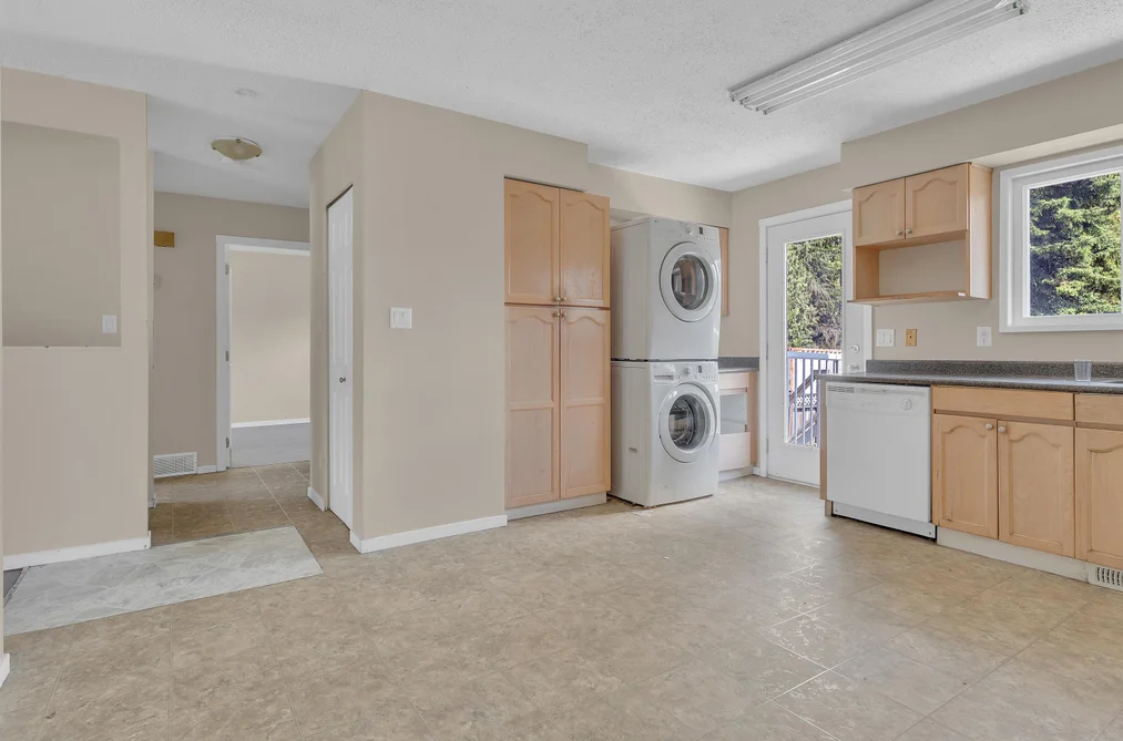 2900 2902 BABICH STREET, Abbotsford BC V2S 3K5, Abbotsford BC — Residential Income for Sale - Photo 7