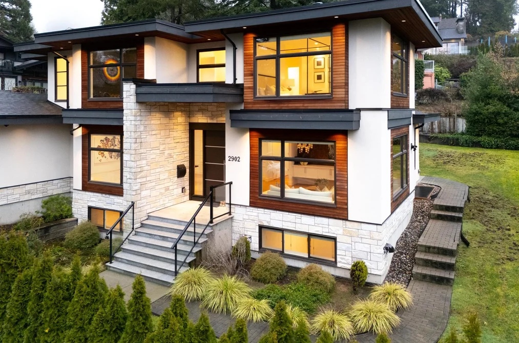 2902 ST. ANDREWS AVENUE, North Vancouver BC V7N 1Z4, North Vancouver BC — Residential for Sale - Photo 2
