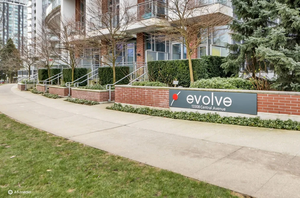 Condo for sale at 2903 13308 Central Avenue Surrey British Columbia - MLS: R3101075