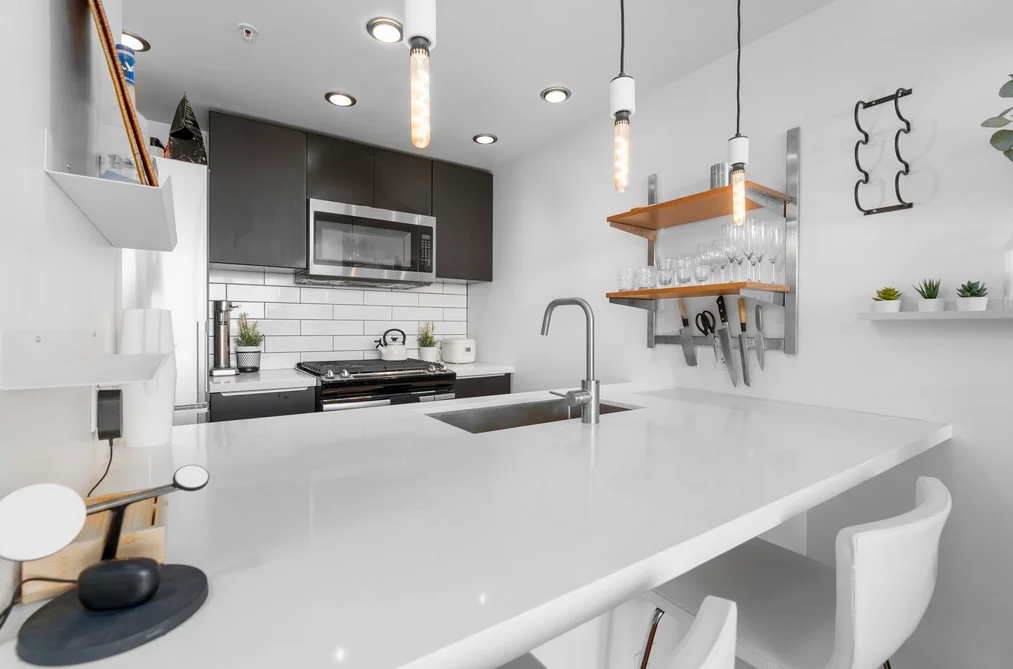 2903 928 BEATTY STREET, Vancouver BC V6Z 3G6, Vancouver BC — Residential for Sale - Photo 2