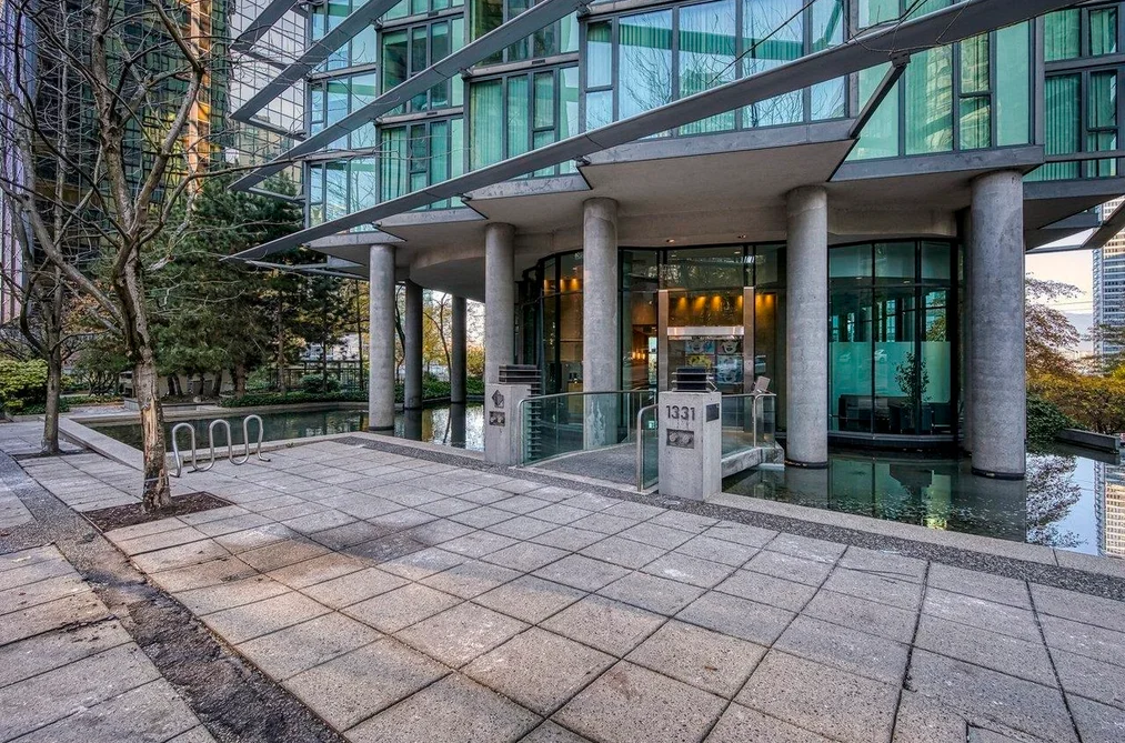 2908 1331 W GEORGIA STREET, Vancouver BC V6E 4P1, Vancouver BC — Residential for Sale - Photo 2