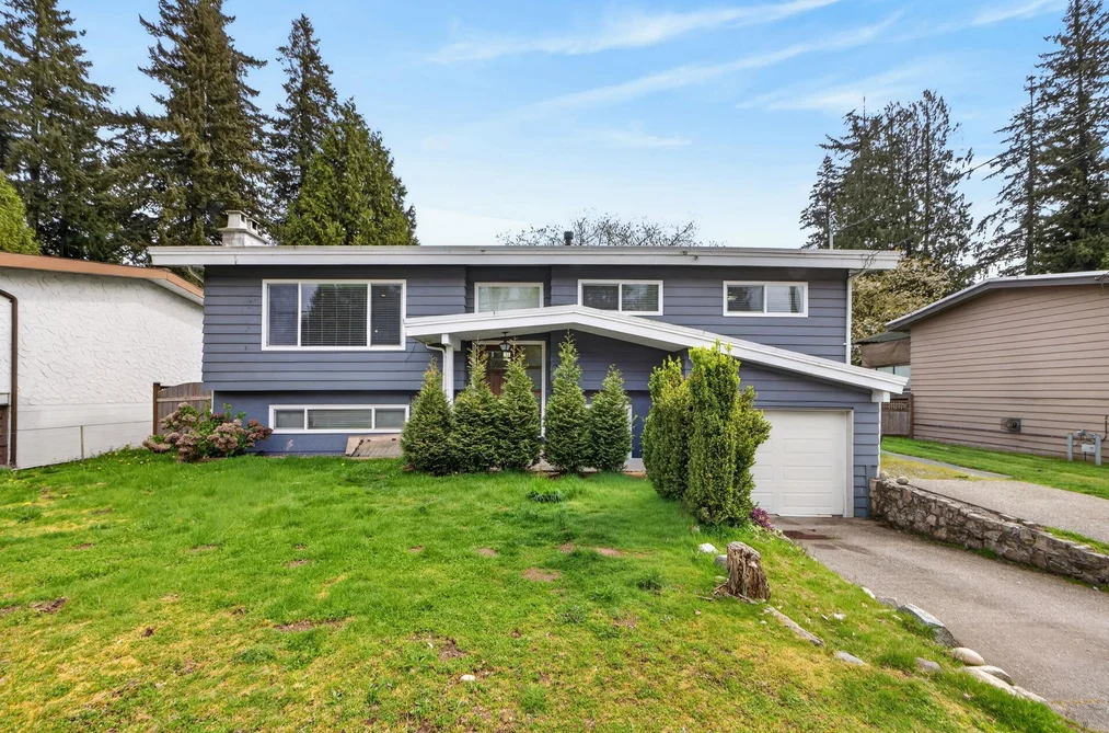 House for sale at 2924 Old Clayburn Road Abbotsford British Columbia - MLS: R3113427
