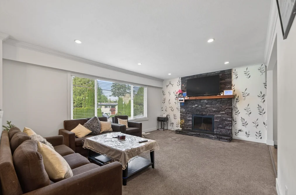 2924 OLD CLAYBURN ROAD, Abbotsford BC V2S 4G7, Abbotsford BC — Residential for Sale - Photo 4