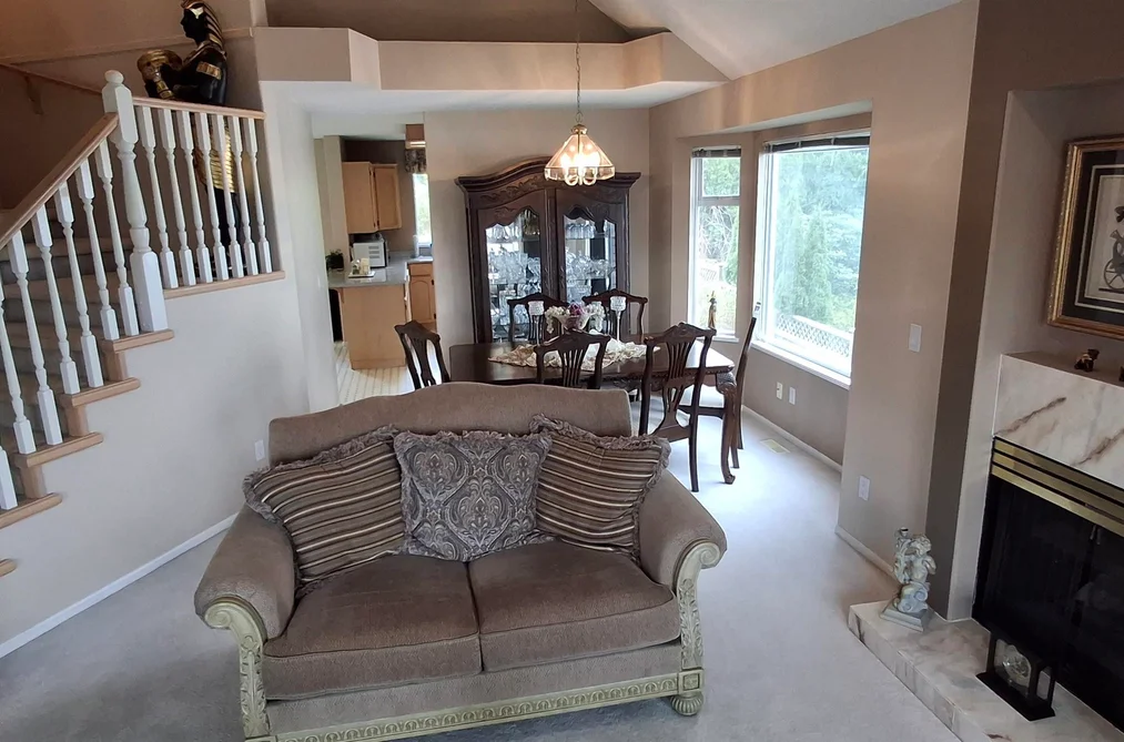 2925 CLIFFROSE CRESCENT, Coquitlam BC V3E 2T2, Coquitlam BC — Residential for Sale - Photo 4